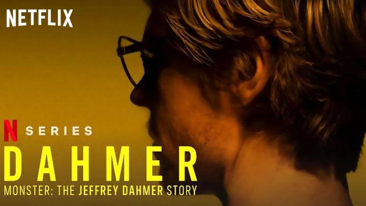 مسلسل Dahmer Monster The Jeffrey Dahmer Story الموسم الاول الحلقة 9 مترجمة